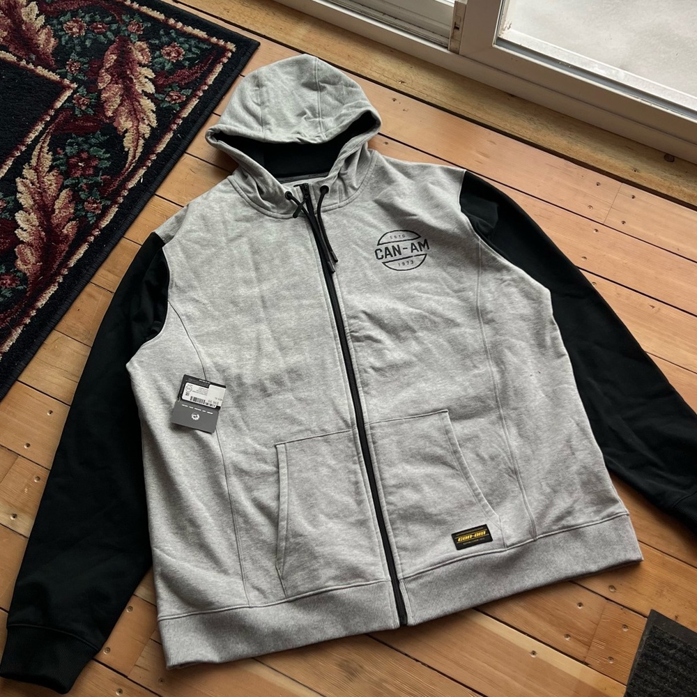 NWT Can-am Hoodie